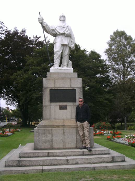 NZ - Christchurch - Shackleton & Steve 69.JPG