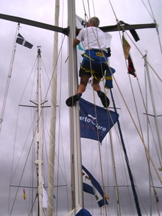 Jon Goes Up The Mast