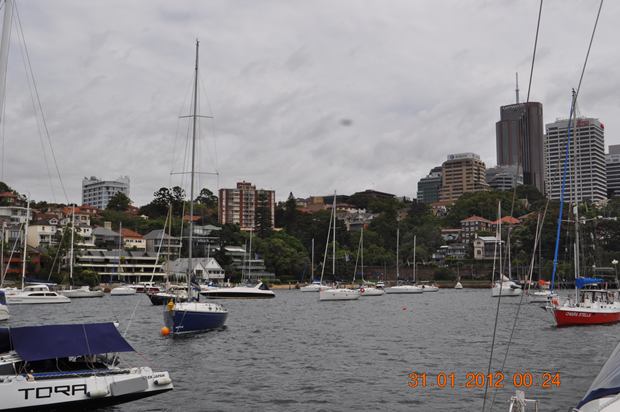 m_Australia moving up to Bris 012.jpg m_Australia moving up to Bris 012.jpg