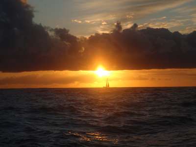 m_PB120325.jpg
