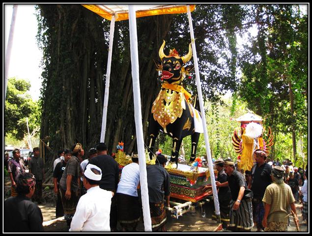 Description: Description: C:\Users\Cheryl\Desktop\Indonesia\Bali Creamation\IMG_0285.JPG