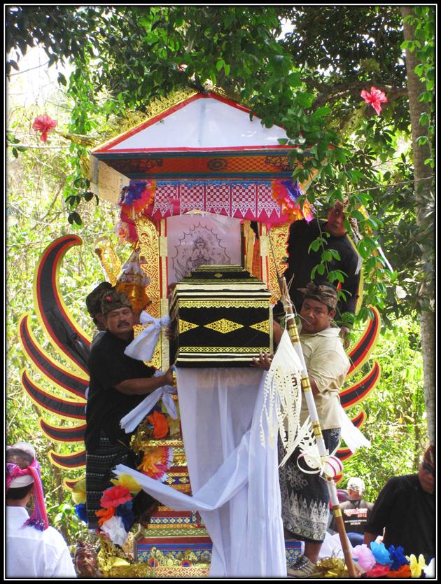 Description: Description: C:\Users\Cheryl\Desktop\Indonesia\Bali Creamation\IMG_0296.JPG