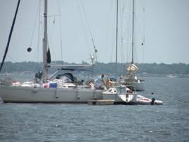 ICW 043